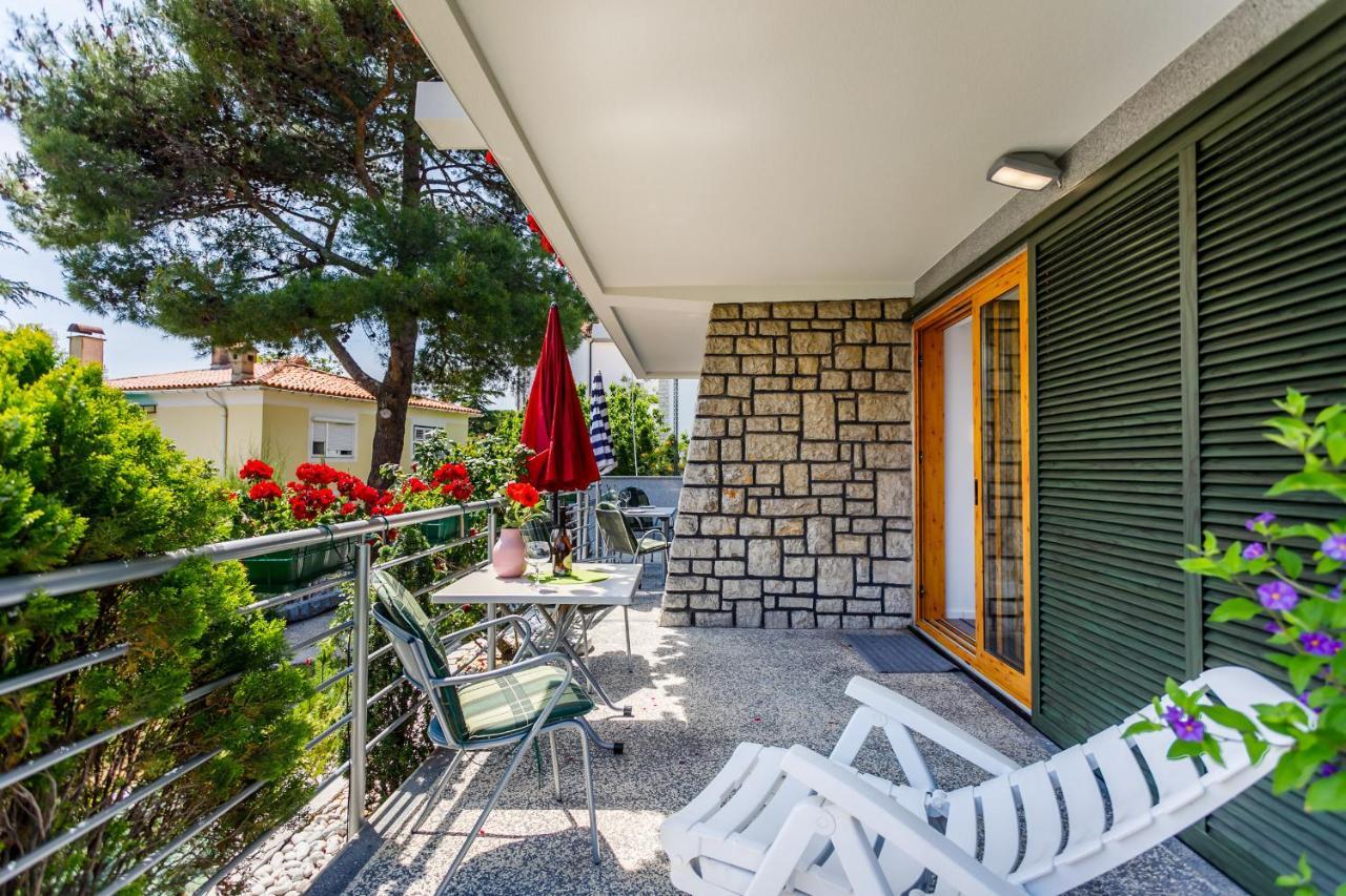 Studios Nada Krk Town Exterior photo